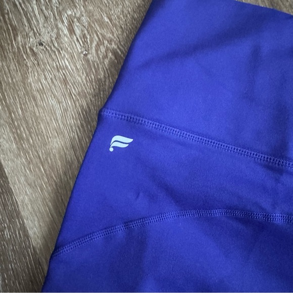 Fabletics Define PowerHold® High-Waisted 7/8 Legging - Picture 8 of 8